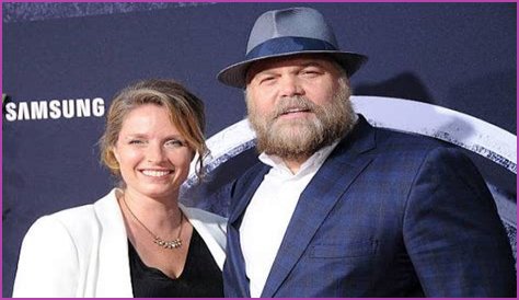 What Is the Net Worth of Carin van der Donk? Who Is Her Husband?